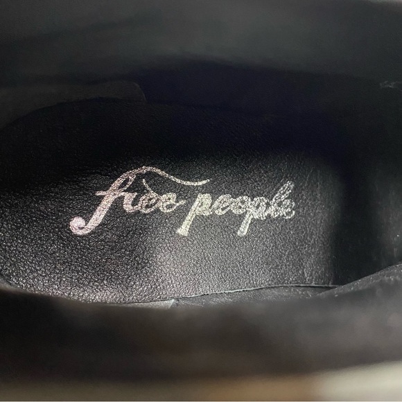 Free People Back Loop Ankle Bootie 8 1/2 - Picture 12 of 14